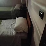 Nel Parcheggio Cutrupi Oda ve Kahvaltı *