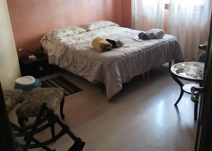 Panzió Nel Parcheggio Cutrupi Reggio di Calabria