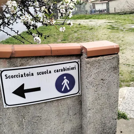 Couette-café Nel Parcheggio Cutrupi Reggio de Calabre