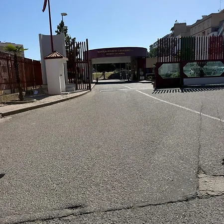 Nel Parcheggio Cutrupi לינה וארוחת בוקר