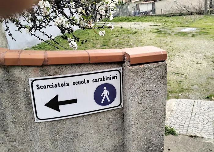 Panzió Nel Parcheggio Cutrupi Reggio di Calabria
